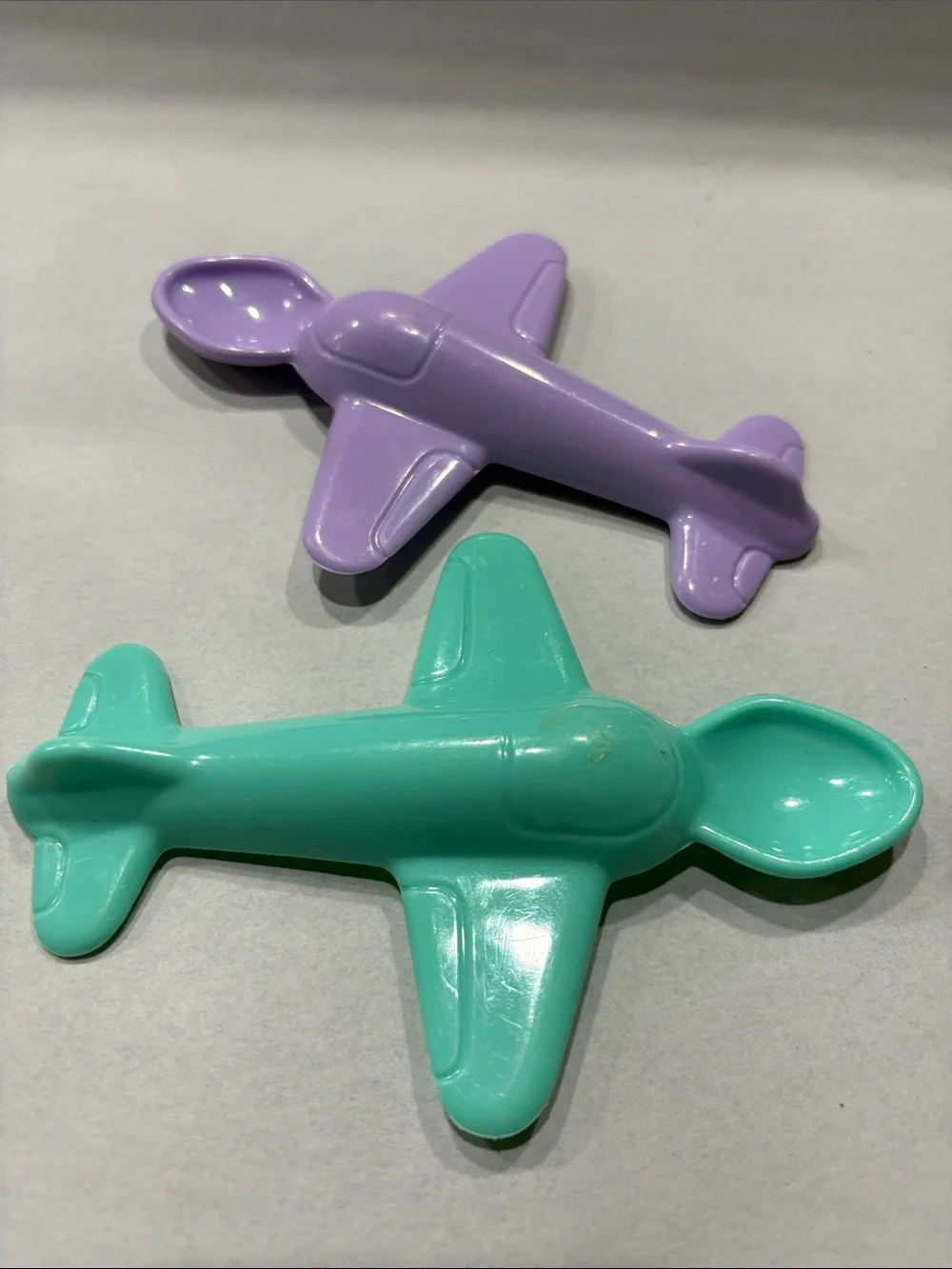 Vintage food flyers 1990’s Y2K Purple and Teal Airplane Scoop Toys - Kids Toys
